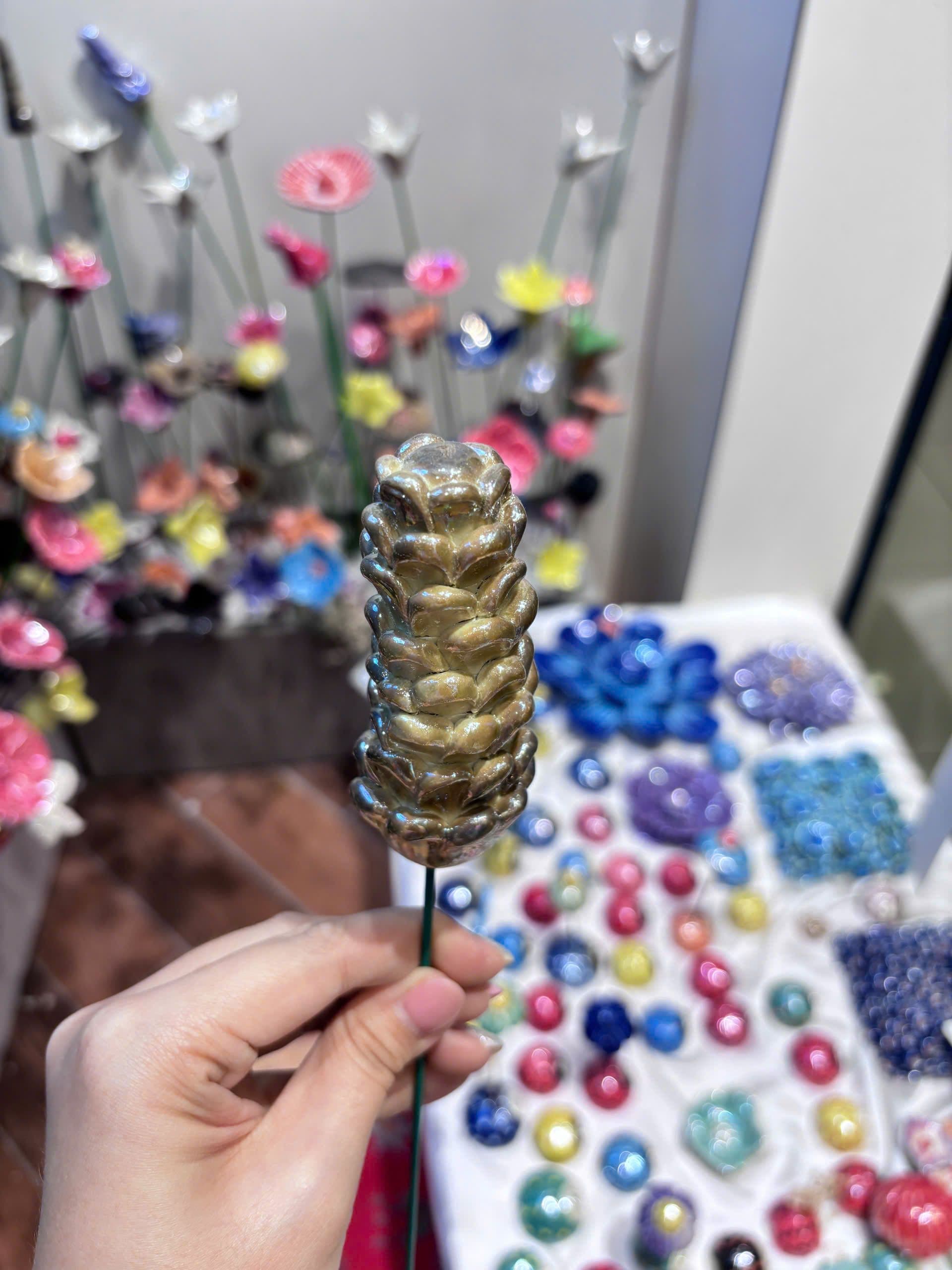 Porcelain Cone Flower 1