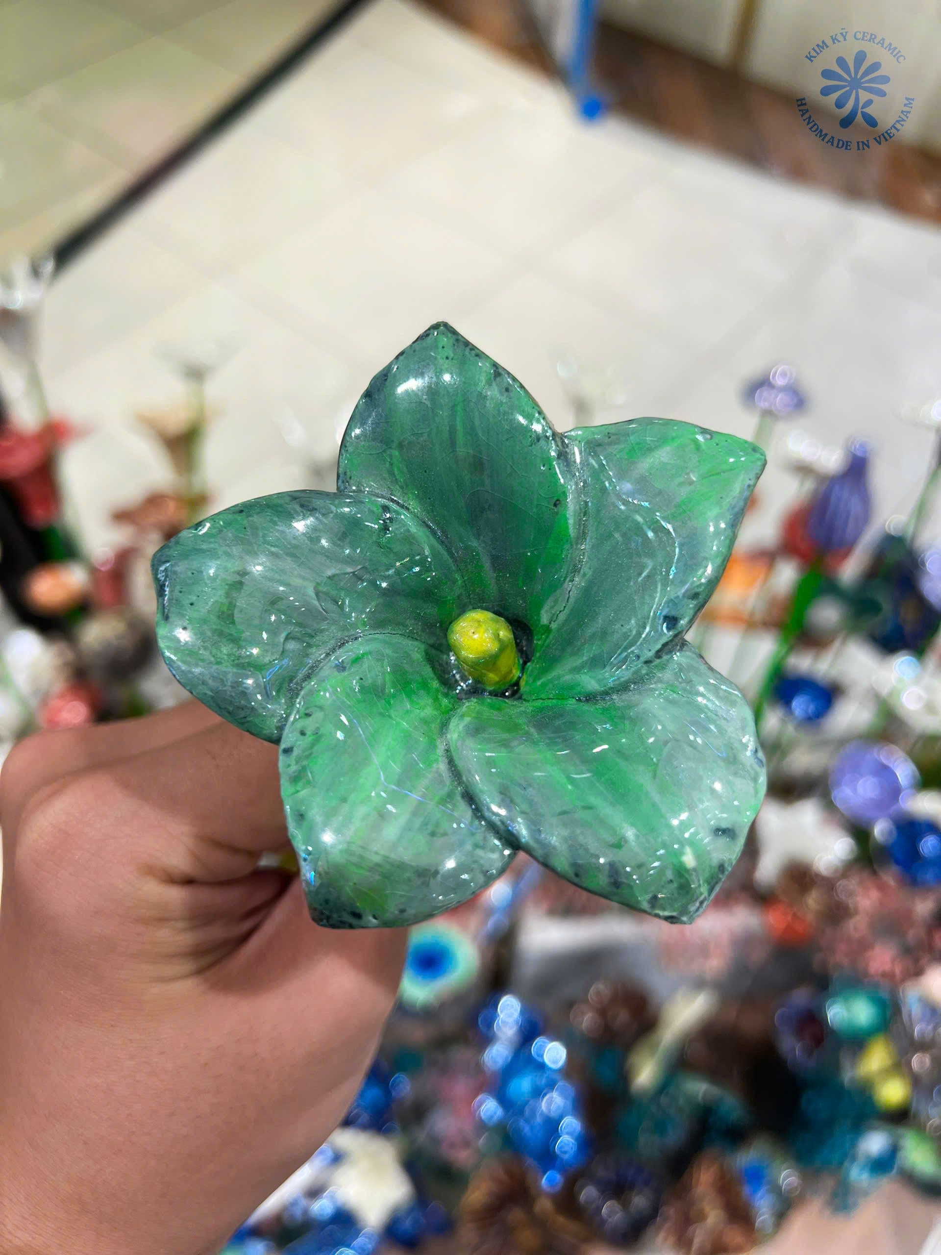 Marbled Jade Green 5-Petal Bloom - 1